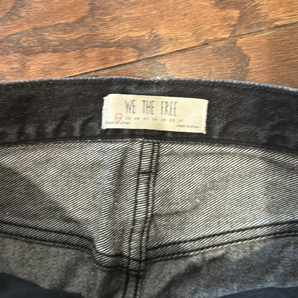 We the Free black denim distressed mini skirt, size 24 - Picture 5 of 8